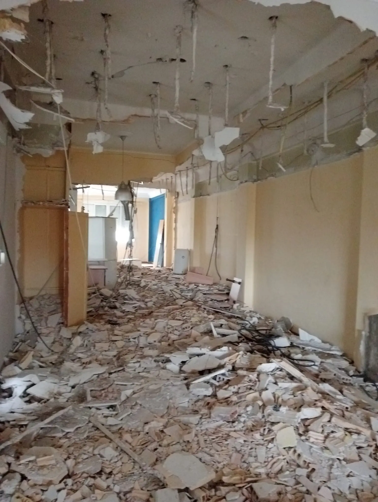 Demolición interior con retirada de escombros en Valencia